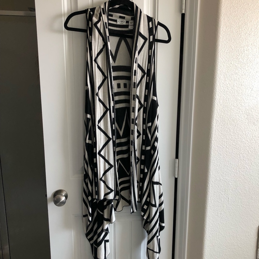 Tribal geometric western print sleeveless cardigan